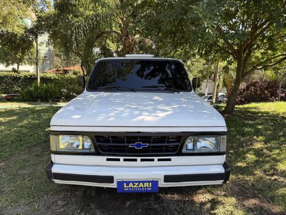 CHEVROLET D20 4.0 CUSTOM DE LUXE CS 8V DIESEL 2P MANUAL CHEVROLET D20 4.0 CUSTOM DE LUXE CS 8V DIESEL 2P MANUAL